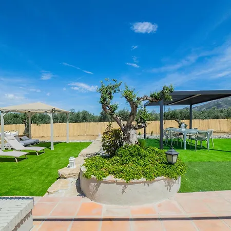 Villa Tranquila El Retiro Malaga